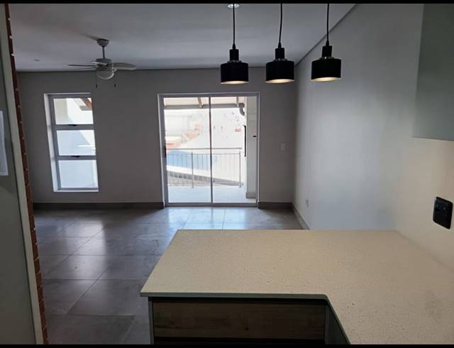2 BEDROOM PROPERTY TO RENT IN GEORGE CENTRAL
